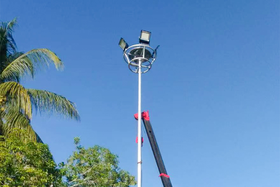 Lampu Tiang Tinggi Thailand